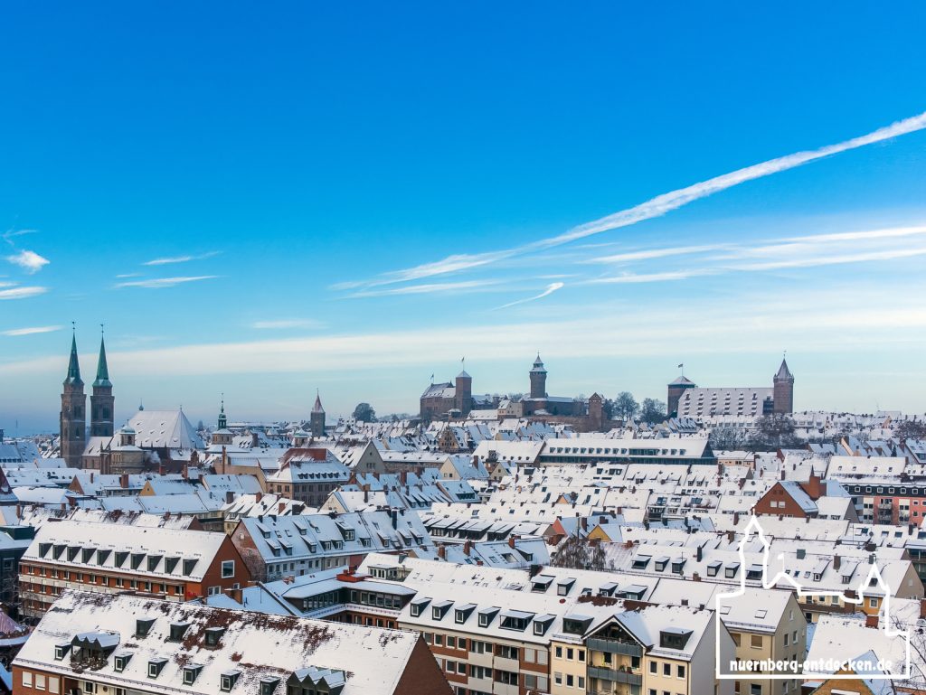 Blick über das verschneite Nürnberg im Dezember 2022 Blick über das verschneite Nürnberg im Dezember 2022 - Foto: Ardan Füßmann