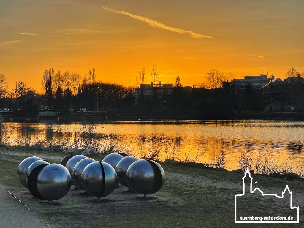 Wöhrder See in Nürnberg während des Sonnenuntergangs - Foto: Ardan Füßmann